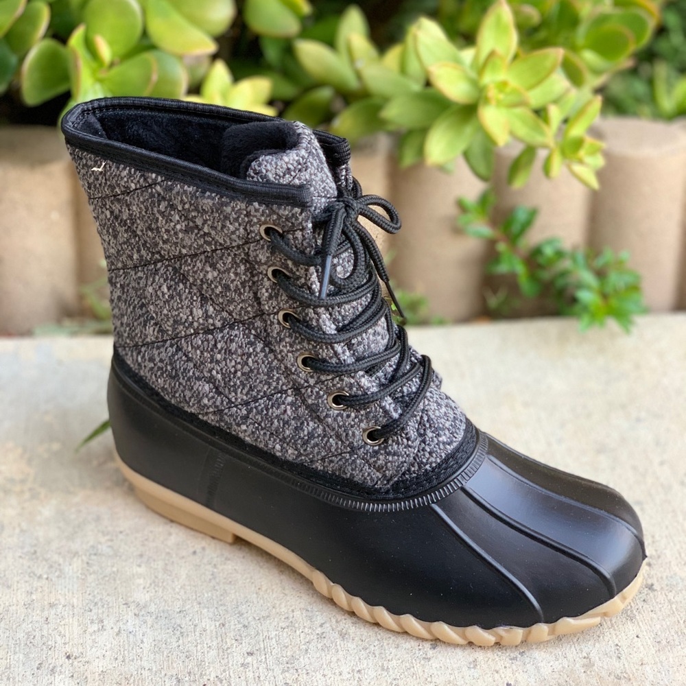 LADIES QUILTED GREY/BLACK DUCK BOOTS